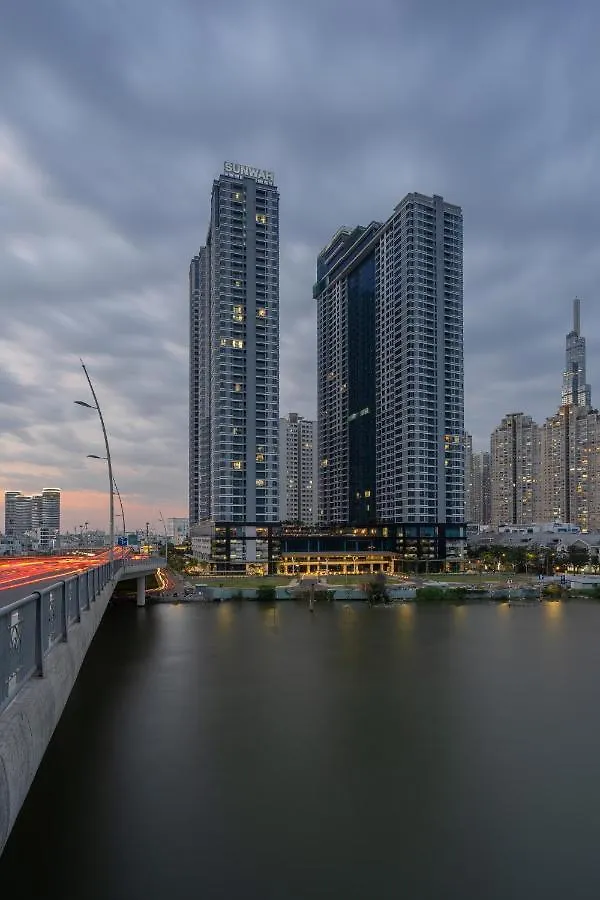 Sunwah Pearl Golden House-Amazing River View ,3 Br Apartment Ho Chi Minh City Vietnam