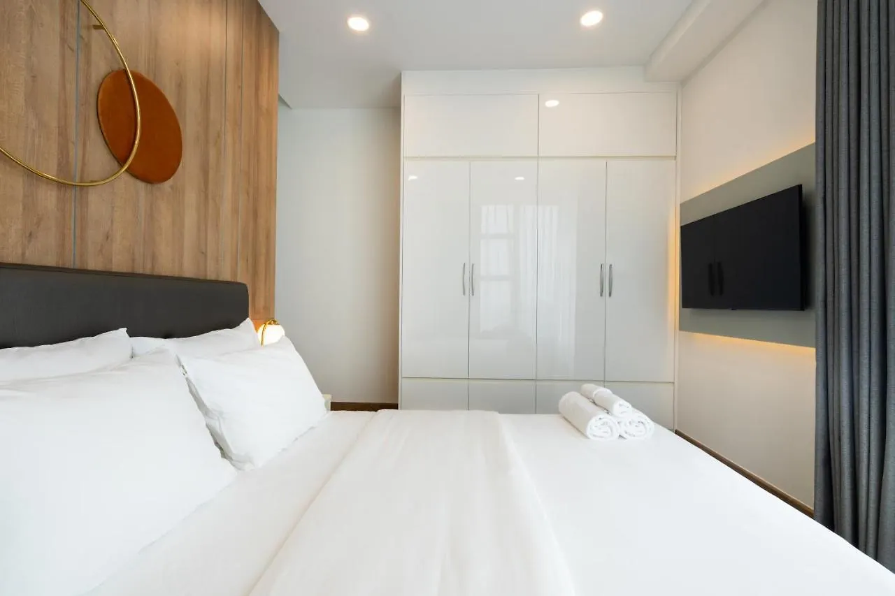 Sunwah Pearl Golden House-Amazing River View ,3 Br Apartment Ho Chi Minh City 0*,  Vietnam